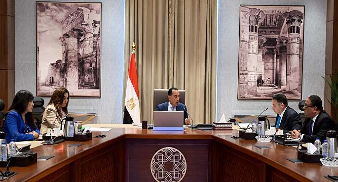 رئيس الوزراء يُتابع الموقف التنفيذى لعددٍ من المشروعات بمحافظة البحر الأحمر
