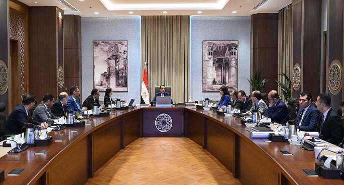 رئيس الوزراء يتابع الموقف التنفيذى لمشروعي تطوير “ميناء الصيد” برشيد و”نبع الحمراء” بوادى النطرون