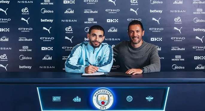 مانشستر سيتى يضم الدولى الجزائرى آيت نورى