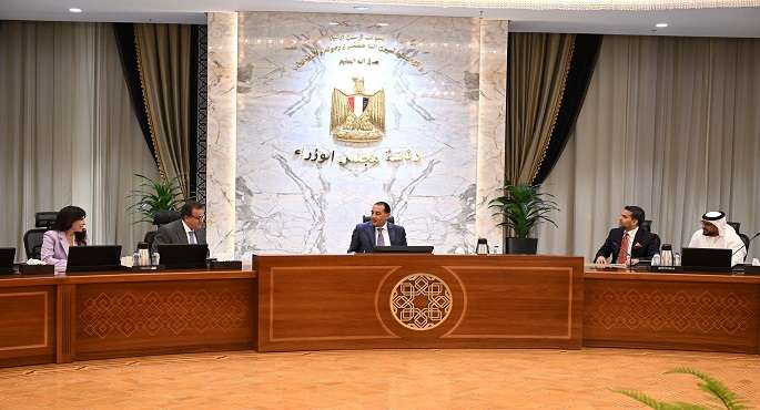 رئيس الوزراء يستعرض مع رئيس مؤسسة “برجيل القابضة” أوجه التعاون فى مجال زرع النخاع