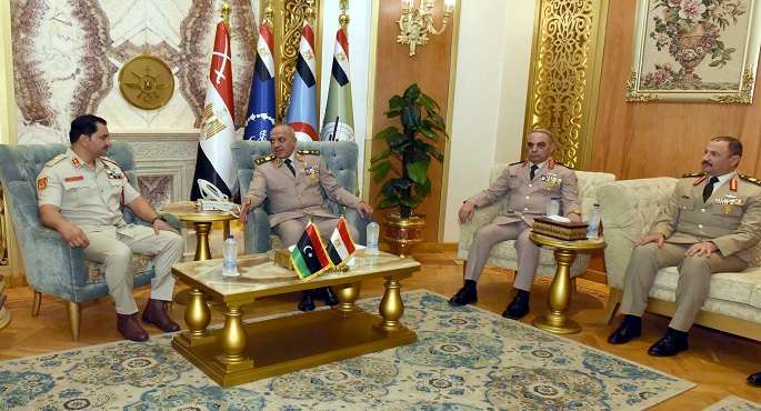 بالفيديو.. رئيس الأركان يبحث مع رئيس أركان القوات البرية بالجيش الليبى سبل تعزيز آفاق التعاون