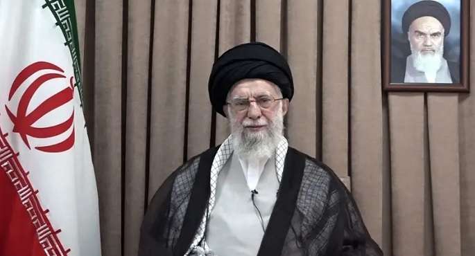(أكسيوس): إسرائيل حاولت استهداف خامنئى والرئيس الإيرانى فى الضربة الافتتاحية على إيران