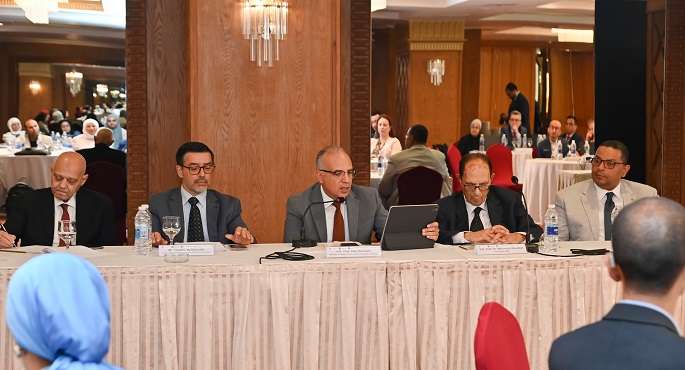 وزير الرى يؤكد ضرورة الترويج لمشروعات تتبنى نهج “الترابط بين المياه والغذاء والطاقة والنظم البيئية”