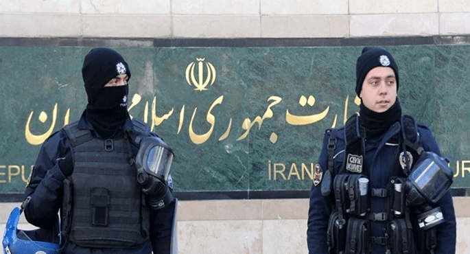 السلطات الإيرانية تعتقل العشرات العملاء لإسرائيل فى كرج وقم والمحافظات الغربية