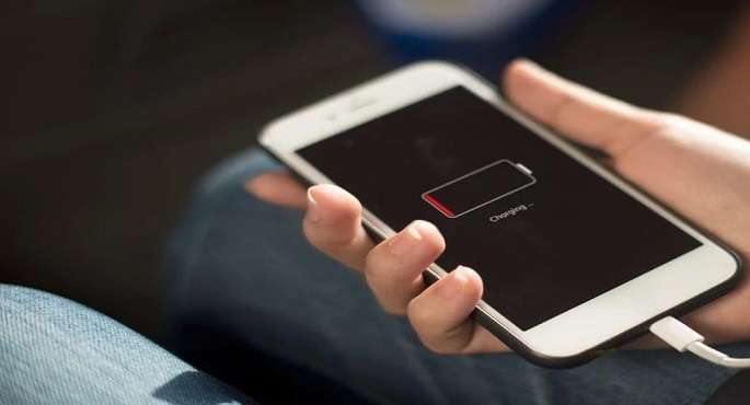 تضعف البطارية وترفع حرارة هاتفك.. احذر تطبيقات شهيرة تتسبب فى «تلف موبايلك»