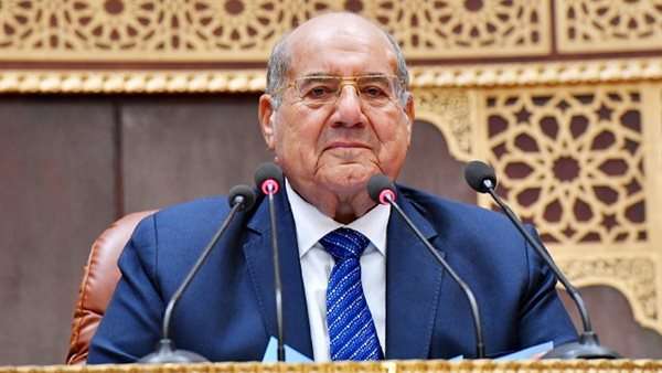 “الشيوخ” يحيل دراستين حول قانونى الضريبة العقارية والتأمين الصحى الشامل لرئيس الجمهورية