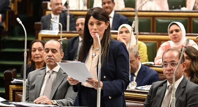 المشاط: الحكومة تراقب التطورات الإقليمية المحيطة والمتسارعة وتتابع تأثيرها على الوضع الاقتصادى