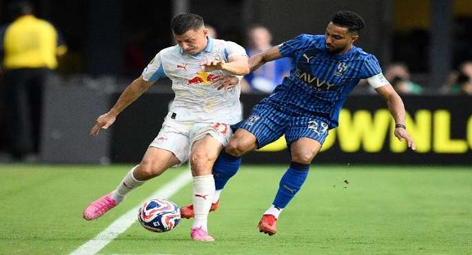 الهلال السعودى يتعادل سلبيًا مع سالزبورج بكأس العالم للأندية