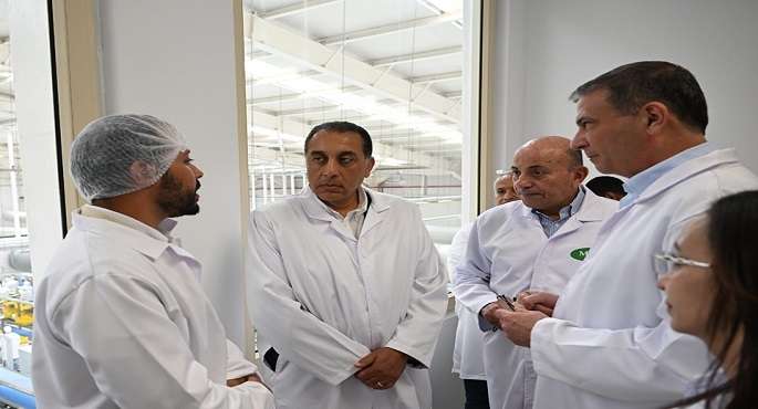 رئيس الوزراء يتفقد شركة “بيتى” لمنتجات الألبان بالنوبارية