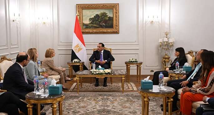 رئيس الوزراء يشيد بالشراكة الاستراتيجية بين الحكومة وبنك الاستثمار الأوروبى