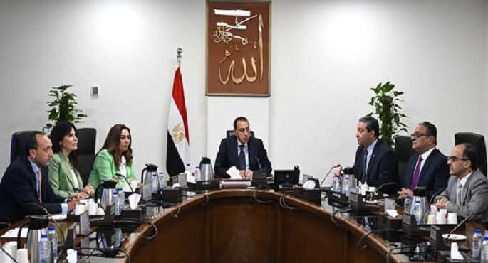رئيس الوزراء يتابع موقف تنفيذ المشروعات والفرص الاستثمارية بمحافظة دمياط