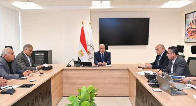 وزير الرى يتابع حالة المنظومة المائية بمحافظة البحيرة خلال فترة أقصى الاحتياجات المائية