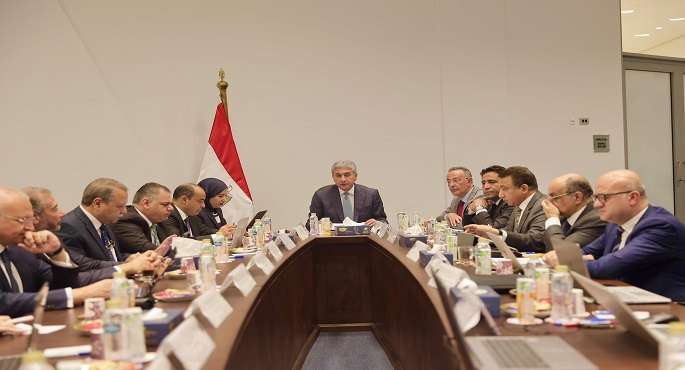 وزير السياحة والآثار يترأس اجتماع مجلس إدارة هيئة المتحف المصرى الكبير
