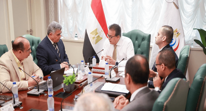 وزير الصحة يبحث مع شركة «جريفولز إيجيبت» سبل تعزيز التعاون فى القطاع الصحى