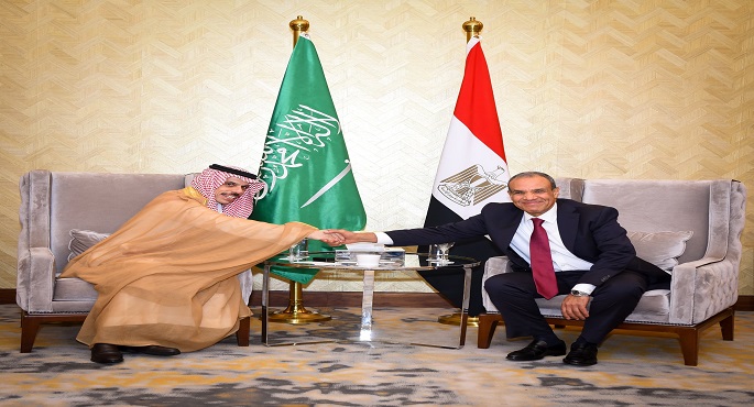وزير الخارجية يعرب عن الرفض الكامل لأى محاولات يائسة للمساس بالعلاقات المصرية السعودية