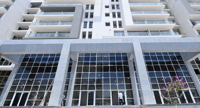 وزارة الإسكان تسلم “الثقافة” أول موقع لمشروع “المقهى الثقافى – Café Cultural” بمدينة العلمين الجديدة