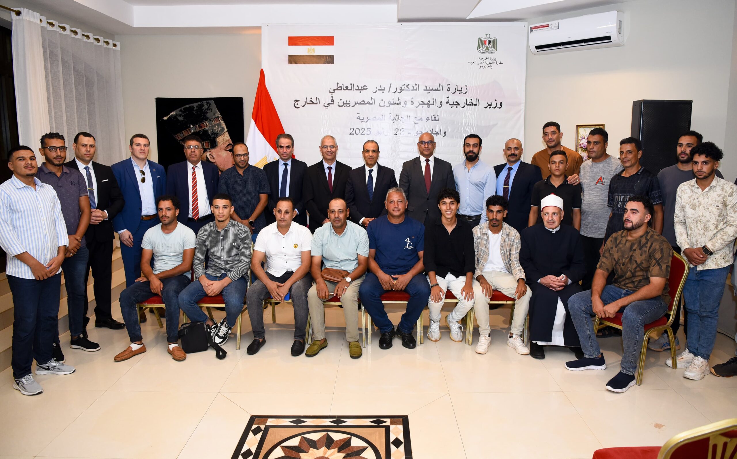وزير الخارجية يلتقى بأعضاء الجالية المصرية فى بوركينا فاسو