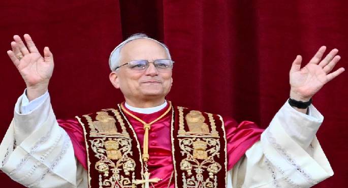 بابا الفاتيكان يبحث هاتفيًا مع الرئيس الفلسطينى الوضع بغزة