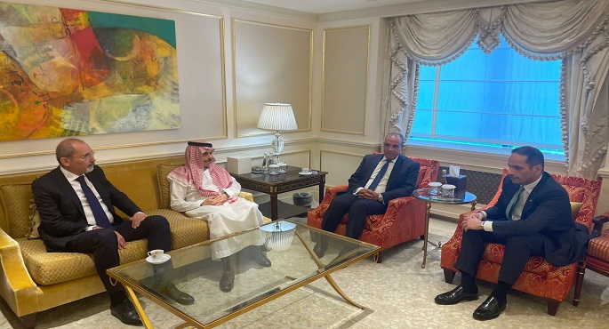 عبد العاطى ونظرائه فى قطر والأردن والسعودية يبحثون خطوات تنفيذ الخطة العربية-الإسلامية للتعافى وإعادة إعمار غزة