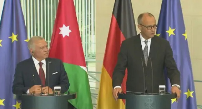 ملك الأردن يطالب بوقف اطلاق النار واحترام القانون الدولي وإيصال المساعدات إلى جميع أنحاء غزة