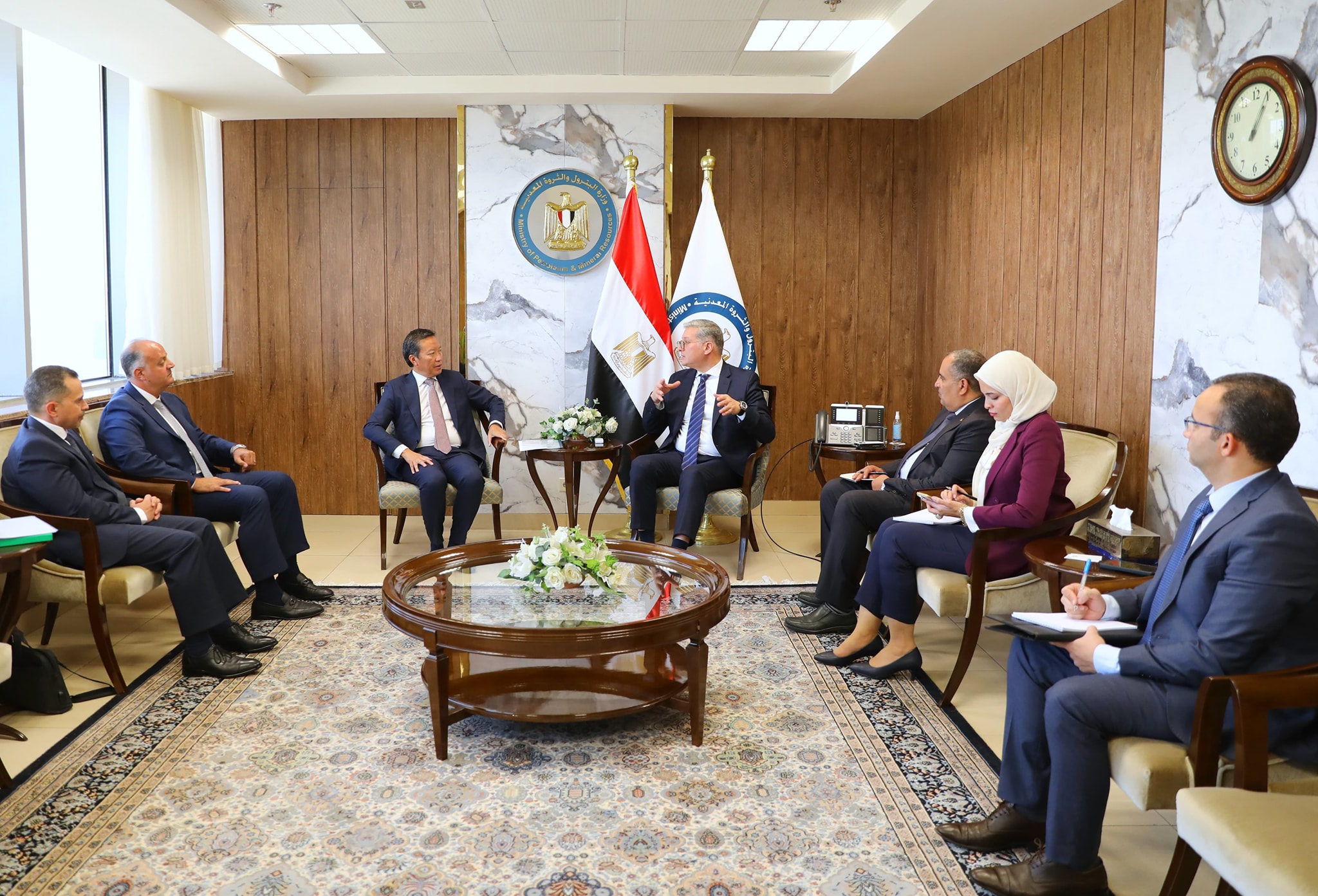 وزير البترول يبحث مع نائب الرئيس التنفيذى لشركة BP العالمية الخطط الشركة للاستثمار فى مصر