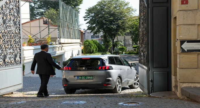 انطلاق محادثات بين الترويكا الأوروبية‭ ‬وإيران حول الملف النووى