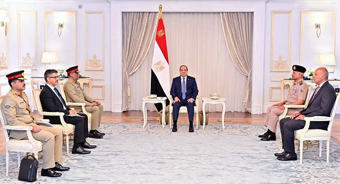 الرئيس السيسى يشيد بالتطور المُستمر والزخم الإيجابى للعلاقات بين مصر وباكستان