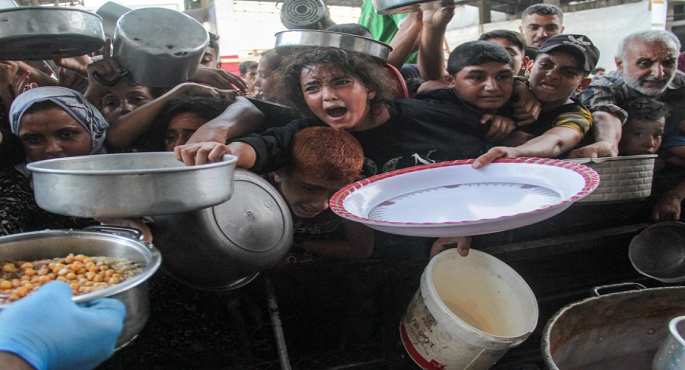 أكثر من 100 منظمة تحذّر من “مجاعة جماعية” فى غزة