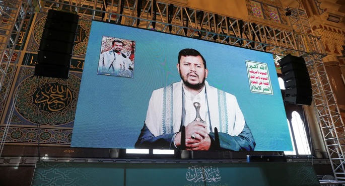 زعيم الحوثيين: لن نسمح بمرور بضائع ذات صلة بإسرائيل عبر البحر