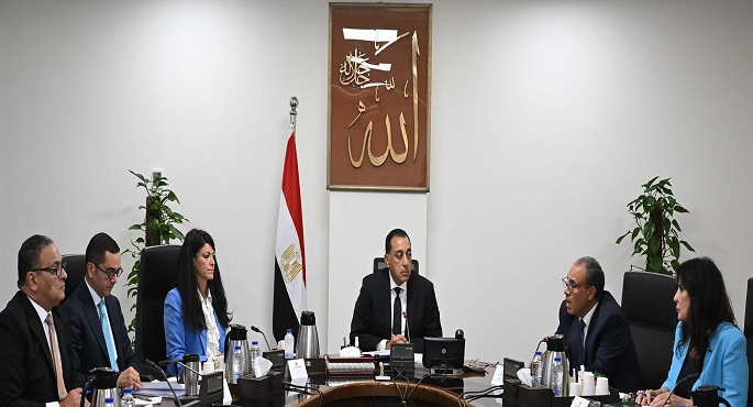 رئيس الوزراء يتابع جهود دعم وتعزيز أوجه التعاون الاقتصادى المصرى الأمريكى
