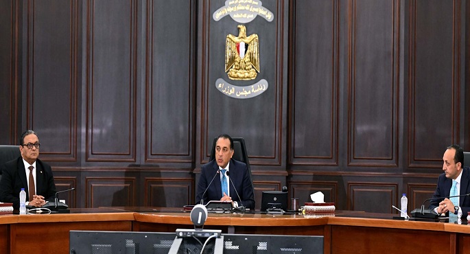 مدبولى: جميع سفن التغييز دخلت الخدمة وأصبحت متصلة بشبكة الغاز المصرية