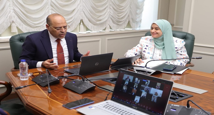 جبران يوجه أعضاء مكاتب التمثيل العمالى بالخارج بتوفير فرص عمل للشباب