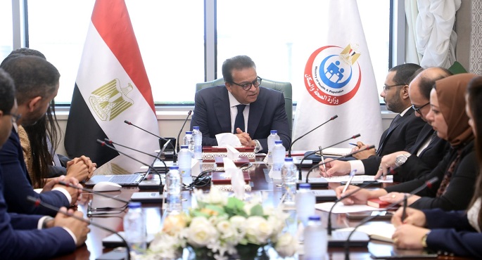 وزير الصحة يبحث تعزيز التعاون فى توطين صناعة الأدوية ودعم المبادرات الصحية الرئاسية