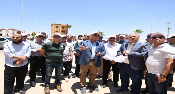 وزير الإسكان يتفقد وحدات “سكن لكل المصريين” وعددا من المشروعات بالسادات