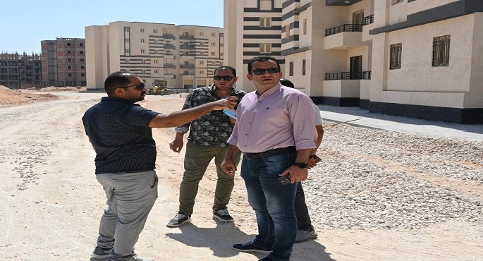 وزير الإسكان يتابع موقف تنفيذ الآلاف من وحدات “سكن لكل المصريين” بعددٍ من المدن الجديدة