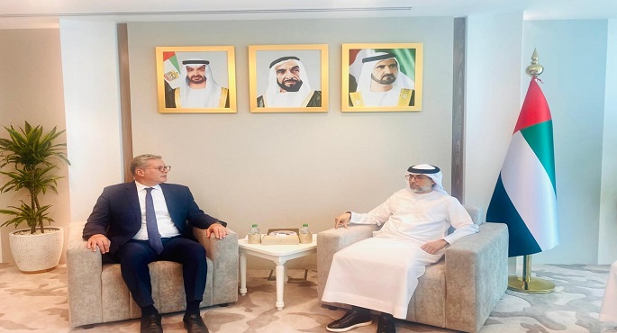 وزير البترول يعقد اجتماعًا مع وزير الطاقة والبنية التحتية الإماراتى بإمارة أبوظبى