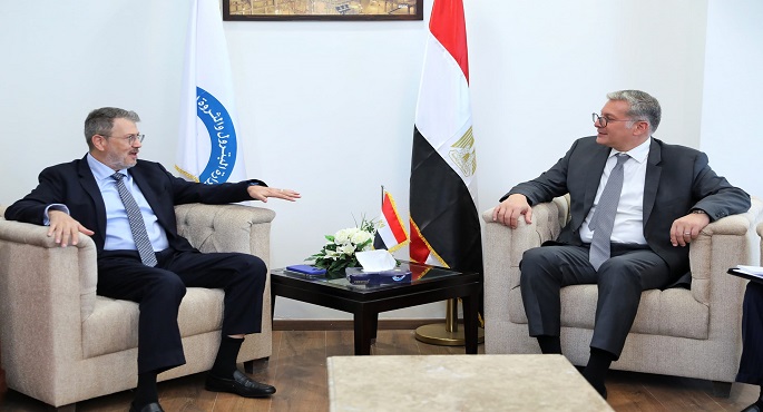 وزير البترول يبحث دعم التعاون مع المؤسسة الدولية الإسلامية لتمويل التجارة