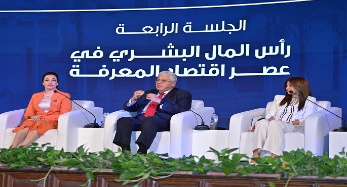 وزير التعليم العالى يشهد الجلسة الرابعة لملتقى شباب المعرفة فى نسخته الرابعة بجامعة القاهرة