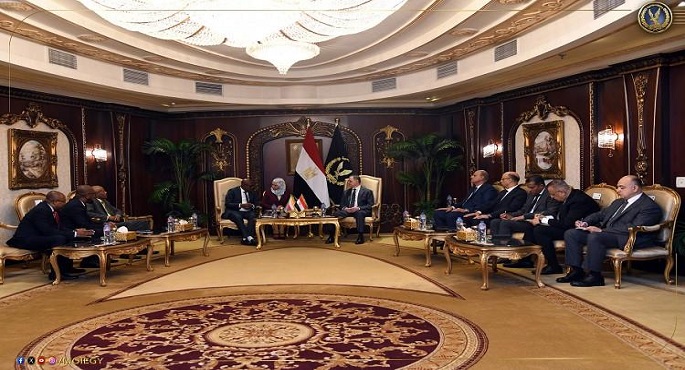 وزير الداخلية يبحث التعاون المشترك مع وزير داخلية جزر القمر