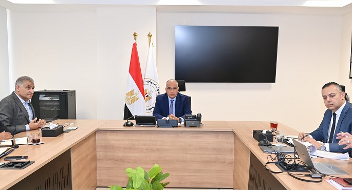وزير الرى يؤكد أهمية مشروع تأهيل المنظومة المائية الممول من بنك التعمير الألمانى
