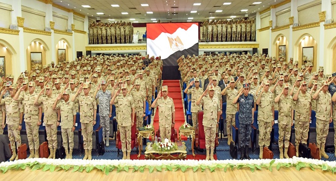 بالفيديو.. الفريق أول عبد المجيد صقر يلتقى عددا من مقاتلى المنطقة الجنوبية العسكرية