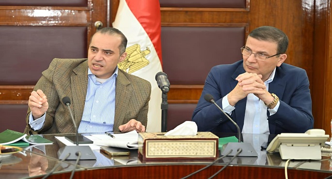 وزيرا الزراعة والشئون النيابية يؤكدان على دور الجمعيات التعاونية فى النهوض بالمنظومة الزراعية المصرية