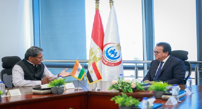 وزير الصحة يبحث مع السفير الهندى تعزيز التعاون فى الرعاية الصحية والتكنولوجيا وإنتاج اللقاحات