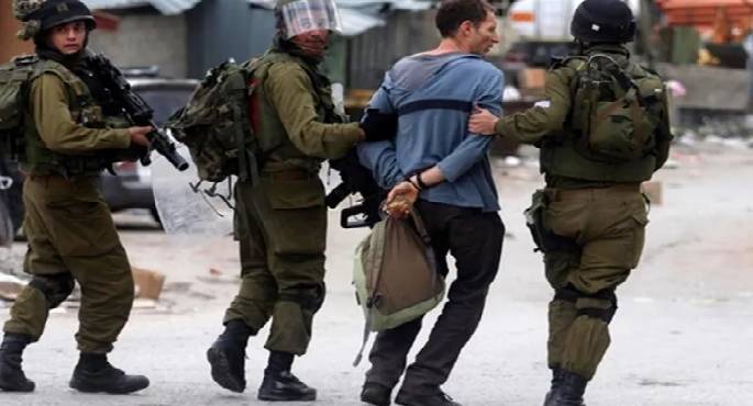 الاحتلال الإسرائيلى يعتقل 20 فلسطينيا من عدة مناطق بالضفة الغربية