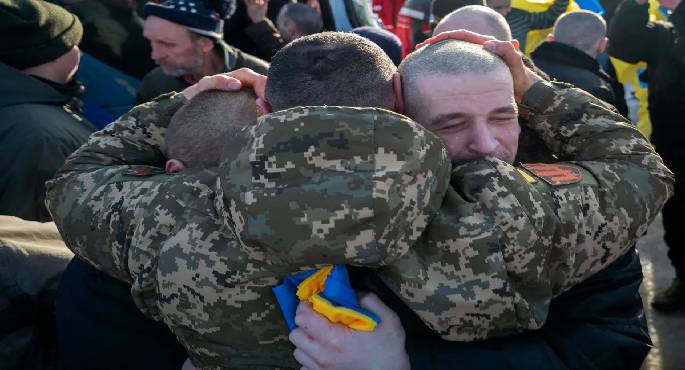 روسيا تعلن استعدادها لتسليم 31 شخصًا إلى أوكرانيا ضمن اتفاق تبادل المواطنين