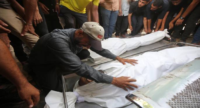 3 شهداء فى قصف الاحتلال مجموعة مواطنين جنوب غزة