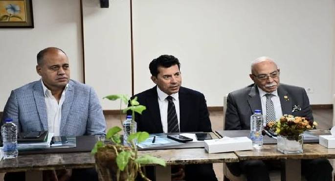 وزير الرياضة: ندعم الأندية فنياً واستشارياً لضمان التطبيق السليم لقانون الرياضة المعدل
