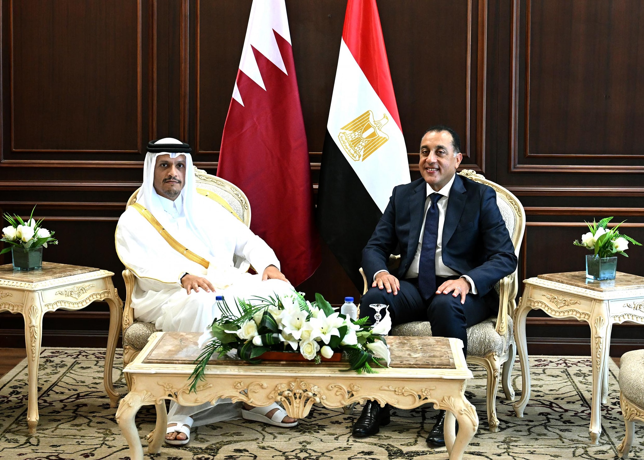 رئيس الوزراء يبحث مع نظيره القطرى مجالات التعاون المشترك