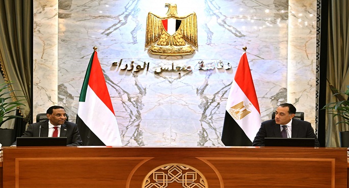 رئيس الوزراء: مصر تؤكد دعمها الكامل للسودان وكافة المساعى الرامية للحفاظ على مؤسساته الوطنية