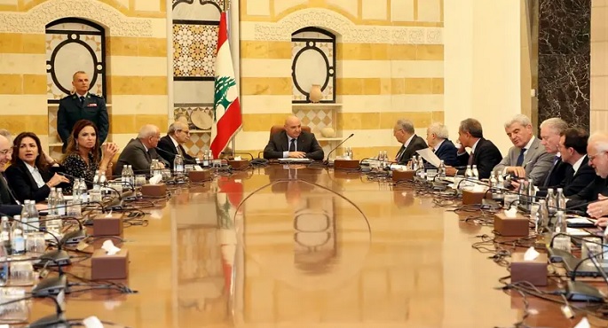 الحكومة اللبنانية تقر بند حصر السلاح بيد الدولة